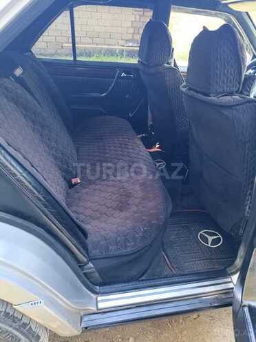 Mercedes E 230 1991, 200,000 km - 2.5 l - Bakı