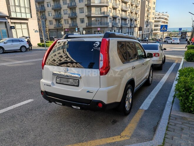 Nissan X-Trail 2013, 203,000 km - 2.5 l - Bakı