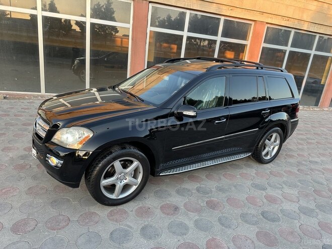 Mercedes GL 450 4MATIC 2008, 173,098 km - 4.7 l - Sumqayıt