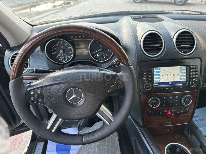 Mercedes GL 450 4MATIC 2008, 173,098 km - 4.7 l - Sumqayıt