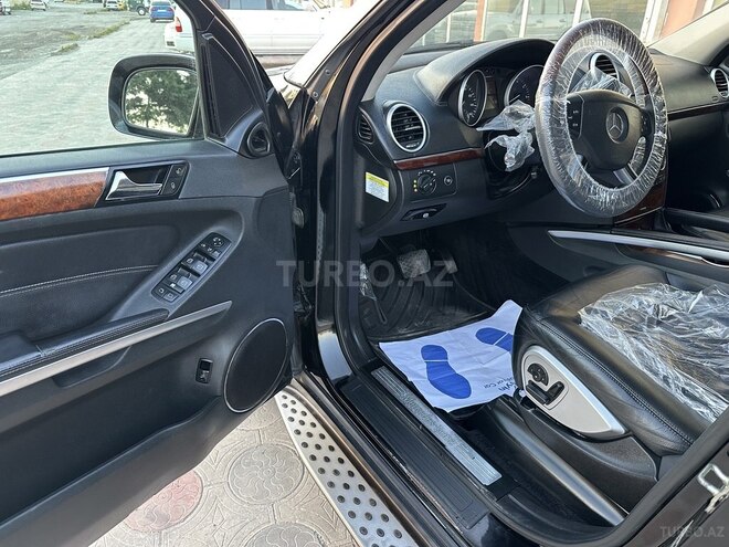 Mercedes GL 450 4MATIC 2008, 173,098 km - 4.7 l - Sumqayıt