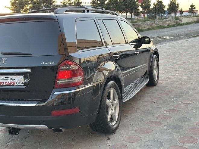 Mercedes GL 450 4MATIC 2008, 173,098 km - 4.7 l - Sumqayıt