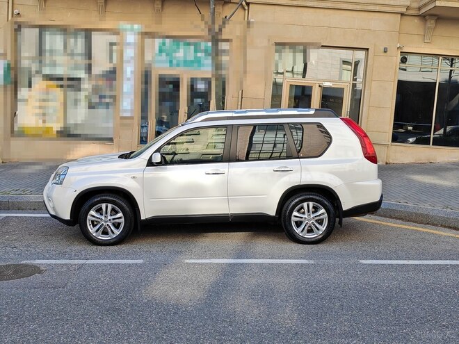 Nissan X-Trail 2013, 203,000 km - 2.5 l - Bakı