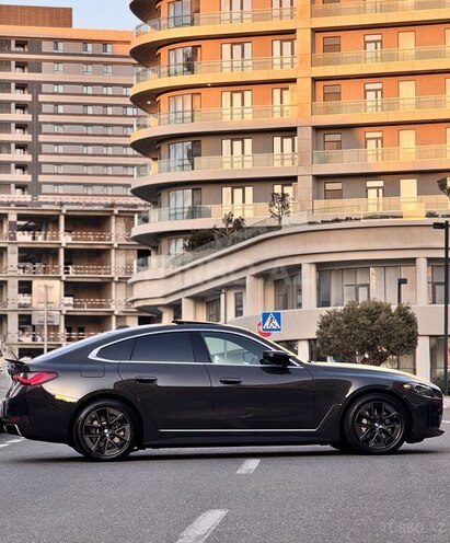 BMW i4 2023, 39,000 km - 0.1 л - Bakı