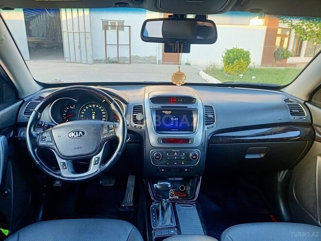Kia Sorento-3