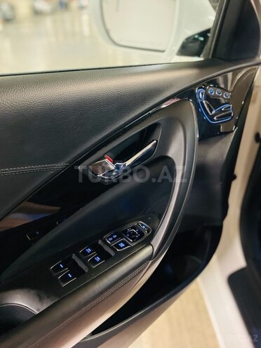 Hyundai Grandeur-15