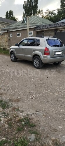 Hyundai Tucson 2008, 208,000 km - 2.0 л - Qusar