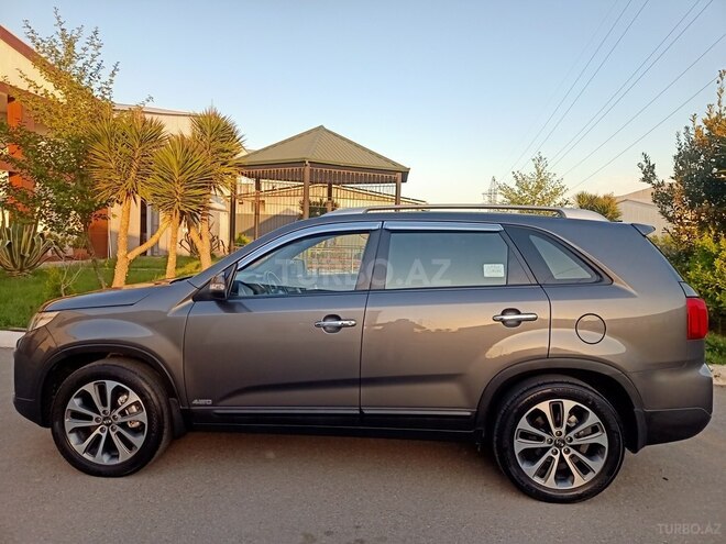 Kia Sorento-8