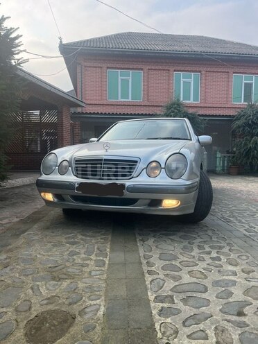 Mercedes E 220 d 2001, 515,000 km - 2.2 л - Astara