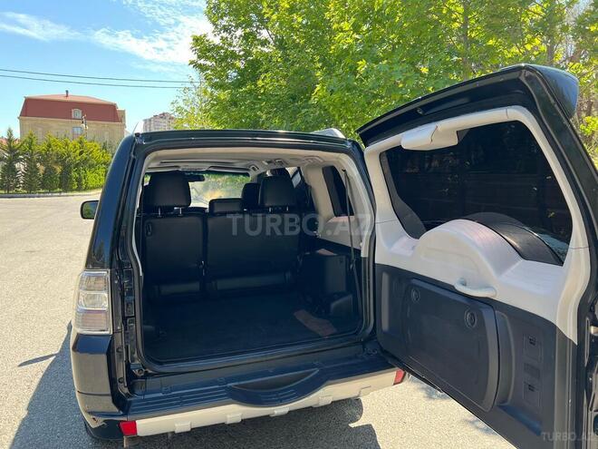 Mitsubishi Pajero 2008, 288,000 km - 3.2 l - Bakı