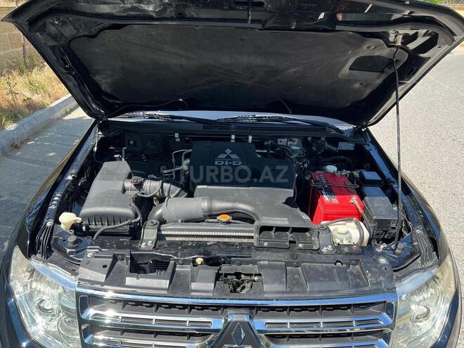 Mitsubishi Pajero 2008, 288,000 km - 3.2 l - Bakı