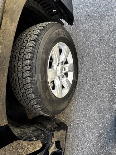 Toyota Land Cruiser Prado 2015, 240,000 km - 2.7 л - Bakı