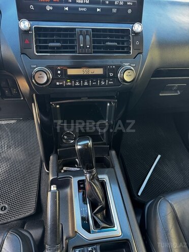 Toyota Land Cruiser Prado 2015, 240,000 km - 2.7 л - Bakı
