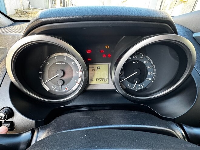 Toyota Land Cruiser Prado 2015, 240,000 km - 2.7 л - Bakı