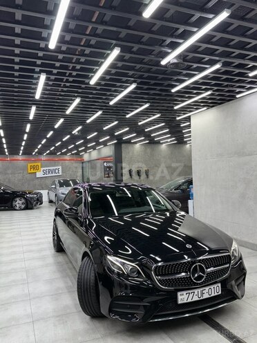 Mercedes E 220 d 2017, 178,643 km - 2.0 l - Bakı