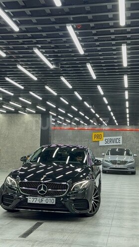 Mercedes E 220 d 2017, 178,643 km - 2.0 l - Bakı