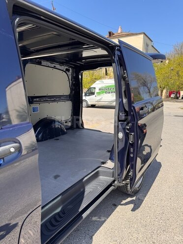 Mercedes Vito 114 2015, 298,859 km - 2.2 l - Bakı