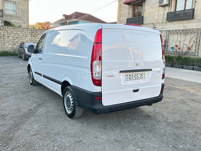 Mercedes Vito 111 2017, 310,000 km - 2.2 l - Bakı