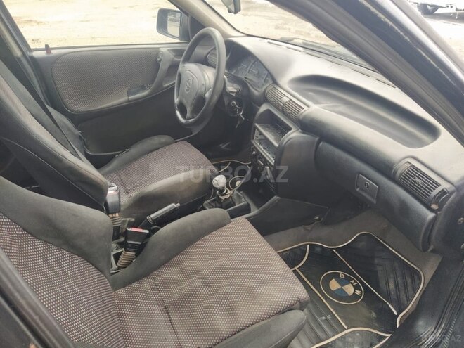 Opel Astra 1996, 150,000 km - 1.6 l - Sumqayıt