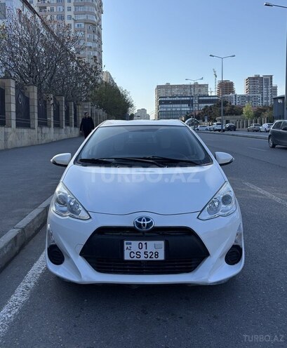 Toyota Aqua 2017, 132,000 km - 1.5 l - Bakı