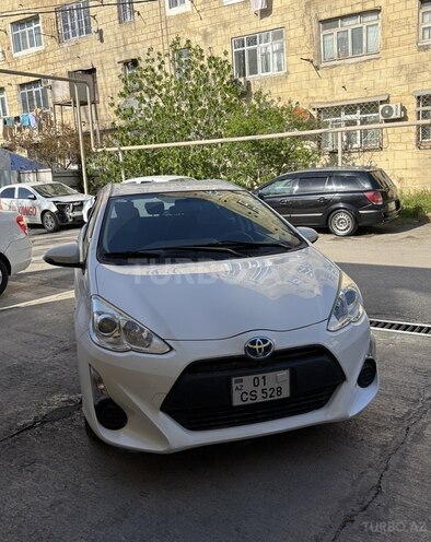 Toyota Aqua 2017, 132,000 km - 1.5 l - Bakı