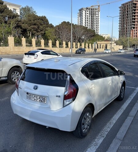 Toyota Aqua 2017, 132,000 km - 1.5 l - Bakı