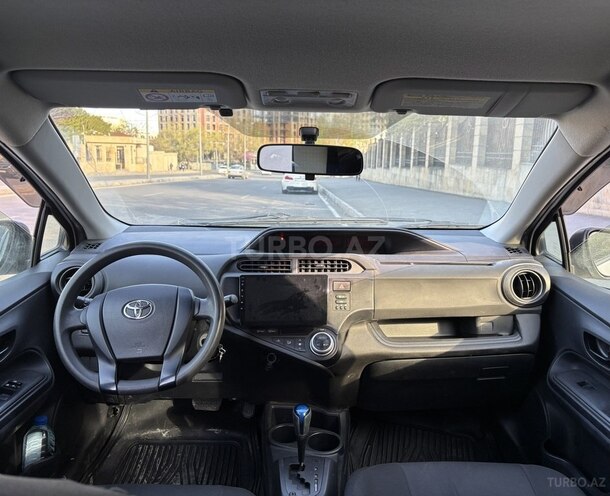 Toyota Aqua 2017, 132,000 km - 1.5 l - Bakı