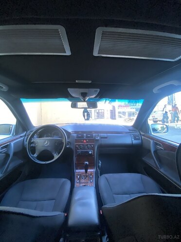 Mercedes E 220 d 2000, 620,000 km - 2.2 л - Bakı