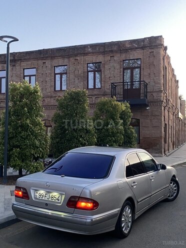 Mercedes E 220 d 2000, 620,000 km - 2.2 л - Bakı