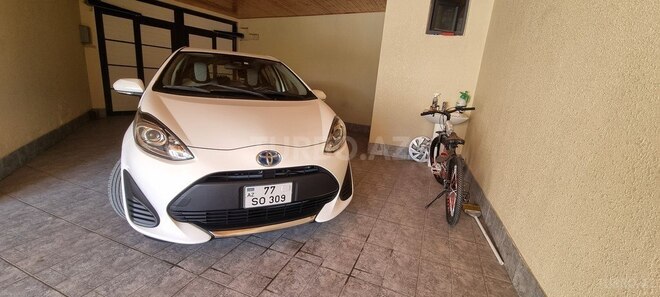 Toyota Aqua 2019, 136,000 km - 1.5 л - Bakı