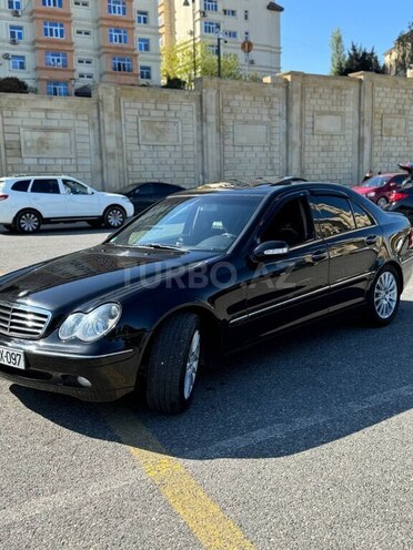 Mercedes C 220 d 2001, 454,961 km - 2.2 l - Bakı