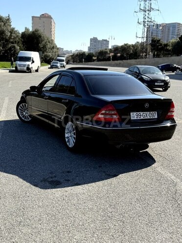 Mercedes C 220 d 2001, 454,961 km - 2.2 l - Bakı