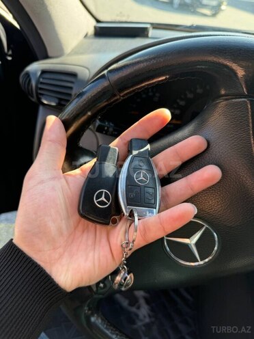 Mercedes C 220 d 2001, 454,961 km - 2.2 l - Bakı