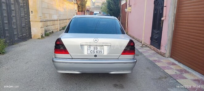 Mercedes C 240 1997, 302,522 km - 2.4 l - Bakı