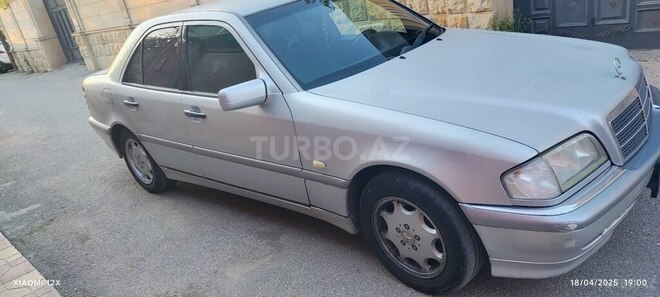 Mercedes C 240 1997, 302,522 km - 2.4 l - Bakı