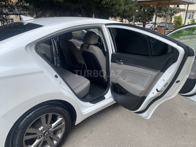 Hyundai Elantra 2016, 103,620 km - 2.0 l - Bakı