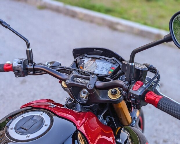 Suzuki  2017, 28,000 km - 1.0 л - Bakı