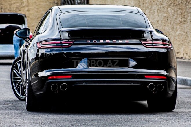 Porsche Panamera 4S 2017, 80,000 km - 3.0 l - Bakı