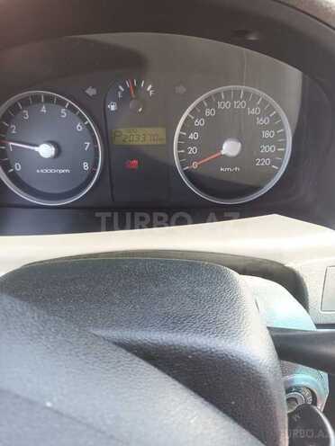 Hyundai Getz-5