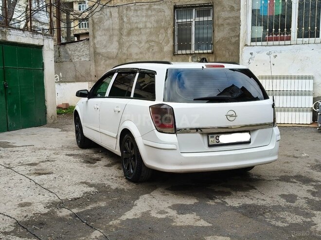 Opel Astra 2009, 235,537 km - 1.3 l - Bakı