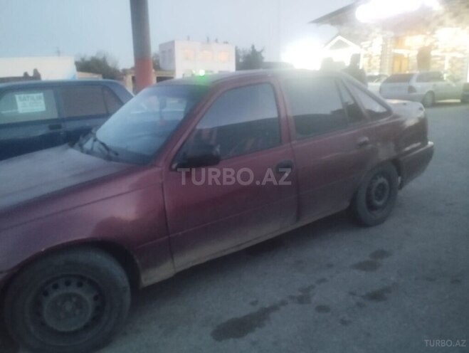 Daewoo Nexia 1995, 150,000 km - 1.5 l - Quba