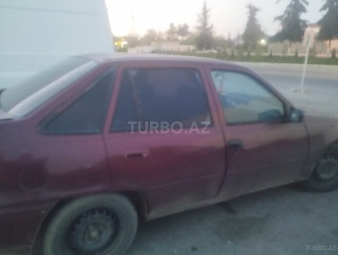 Daewoo Nexia 1995, 150,000 km - 1.5 l - Quba
