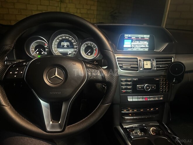 Mercedes E 200 2013, 274,000 km - 2.0 l - Gəncə