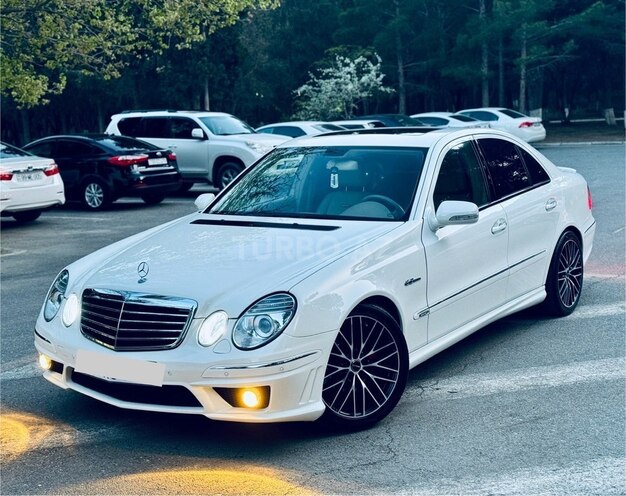 Mercedes E 320 2006, 211,000 km - 3.0 l - Bakı