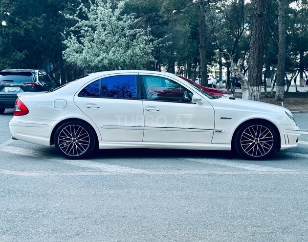 Mercedes E 320 2006, 211,000 km - 3.0 l - Bakı