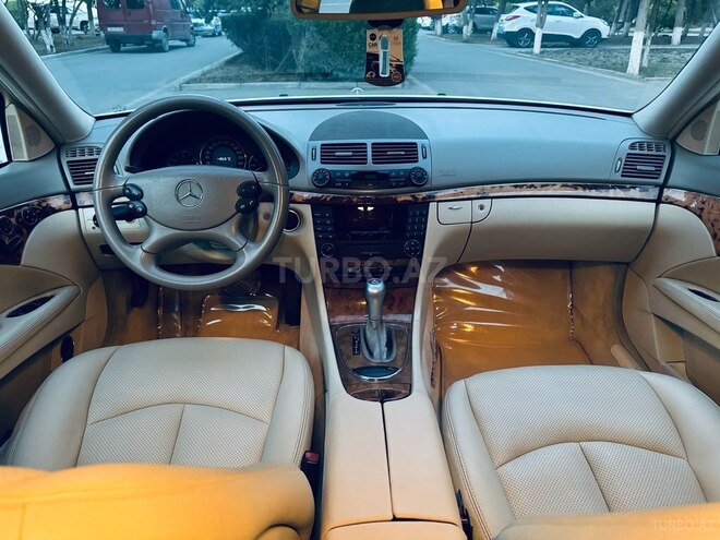 Mercedes E 320 2006, 211,000 km - 3.0 l - Bakı