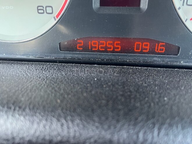Peugeot 607 2000, 219,255 km - 2.2 l - Bakı