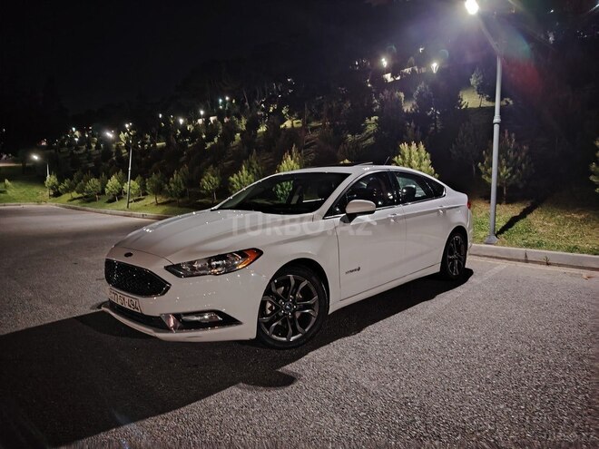 Ford Fusion (North America) 2017, 248,000 km - 2.0 л - Bakı