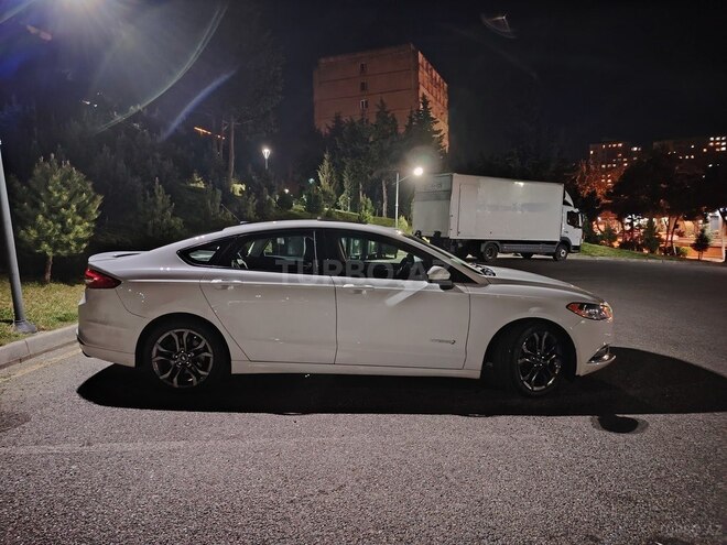 Ford Fusion (North America) 2017, 248,000 km - 2.0 л - Bakı