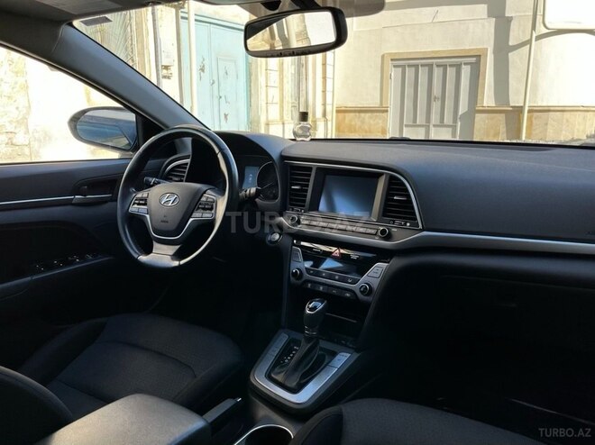 Hyundai Elantra 2018, 66,000 km - 2.0 l - Bakı